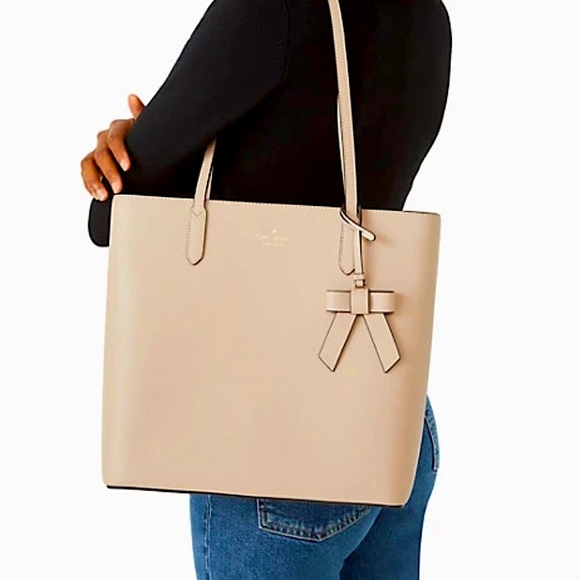 kate spade Handbags - ♠️ KATE SPADE warm beige tote bag - NWT